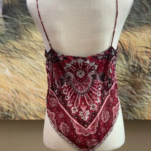 2 tops red bandana handkerchief top SZ LG and a SZ SM coral floral top zip back - Picture 3 of 13